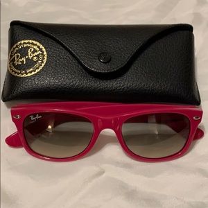Pink Ray-Ban Wayfarer Sunglasses